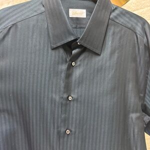 Brioni men’s dress shirt with cuffs